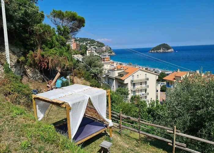 Soqquadro Art&Relax - Spotorno (SV) Sea View