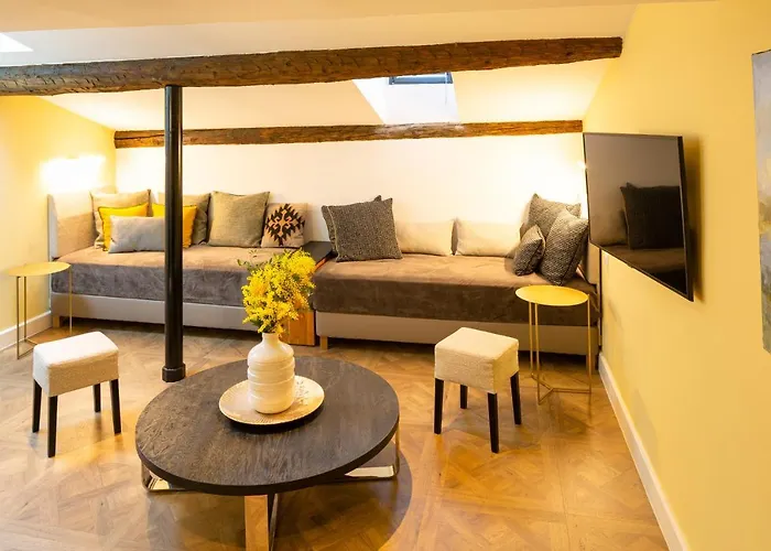 Appart'Hotel & Suites Maison Montgrand - Vieux Port
