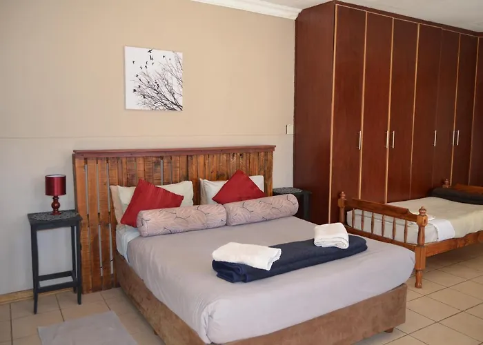 A & R Guesthouse