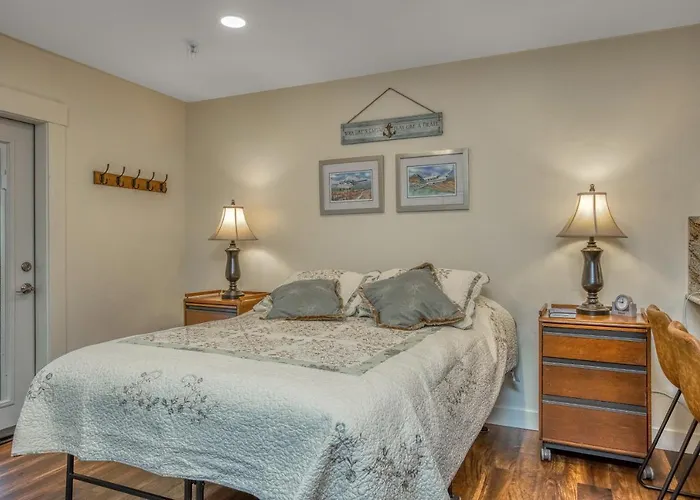East Condo #202