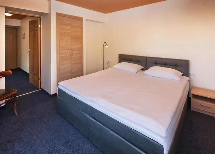Tauras Center Hotel
