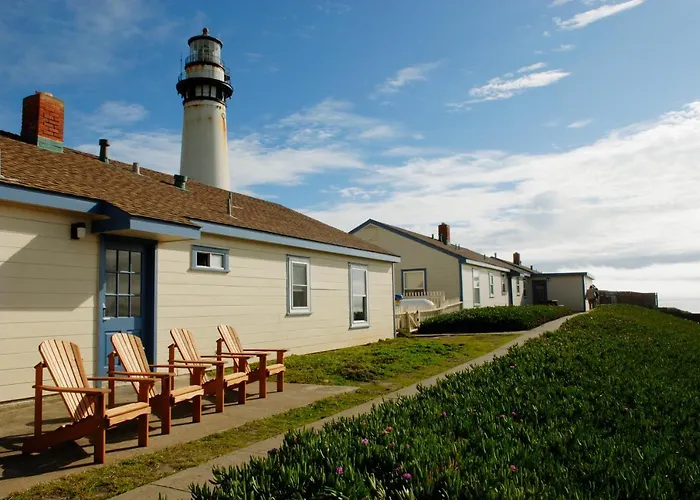 Hi Pigeon Point Lighthouse Hostel