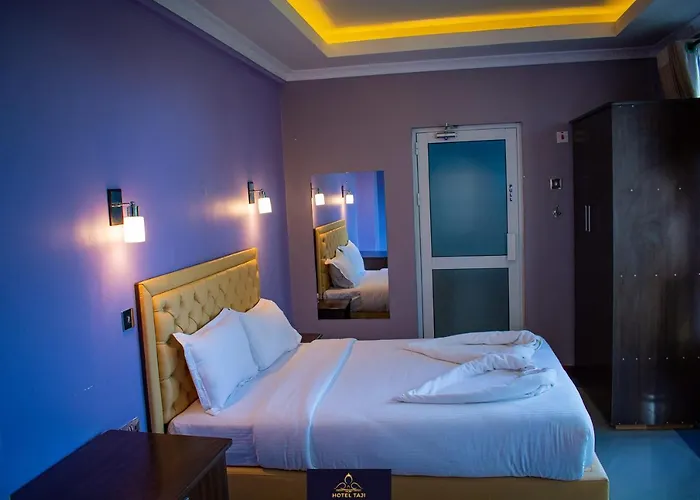 Hotel Taji