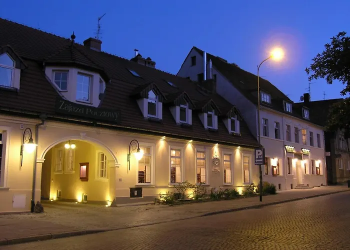 Hotel Zajazd Kultury, Dawniej Pocztowy