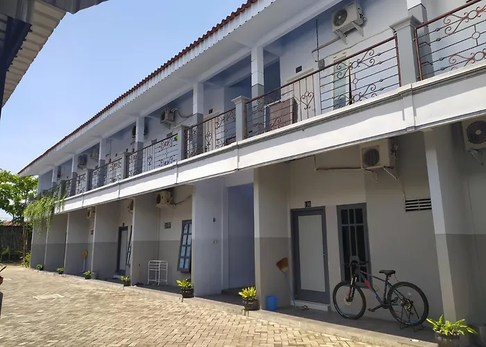 Omah Kost Family Syariah