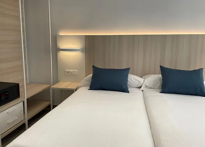 Lc Hotel Urbano