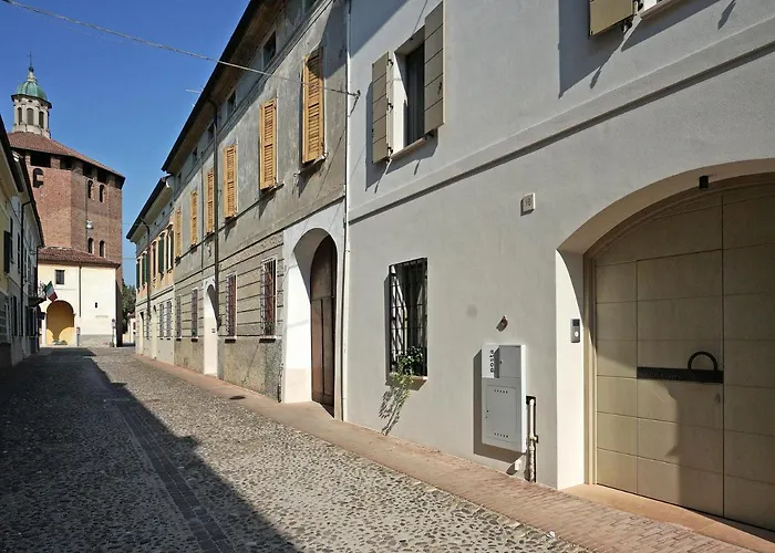 Toson D'Oro Suite & Rooms