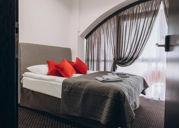 Готель Хостел Rooms