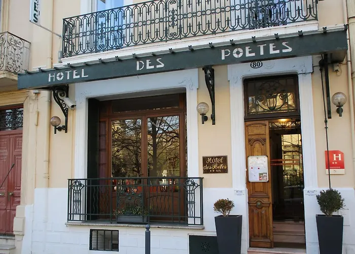 Hôtel Des Poètes avec Garage privé