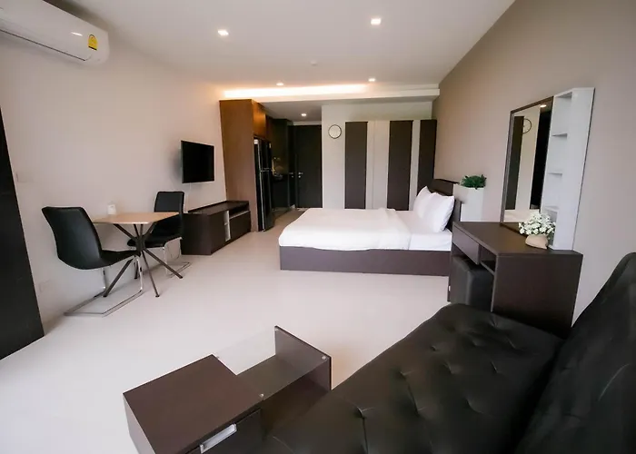 Escape Condominiums Beachfront Suites - Mae Phim