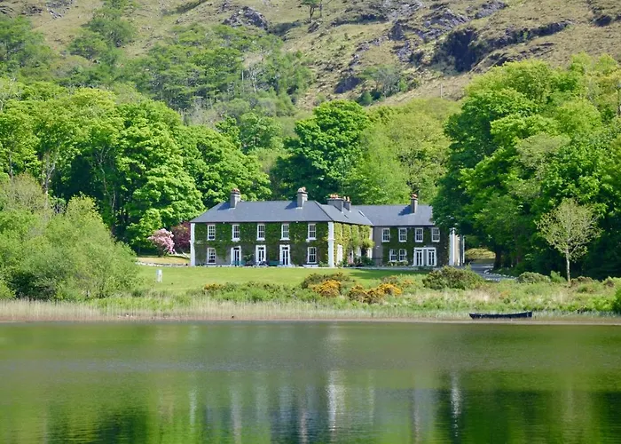 Delphi Lodge