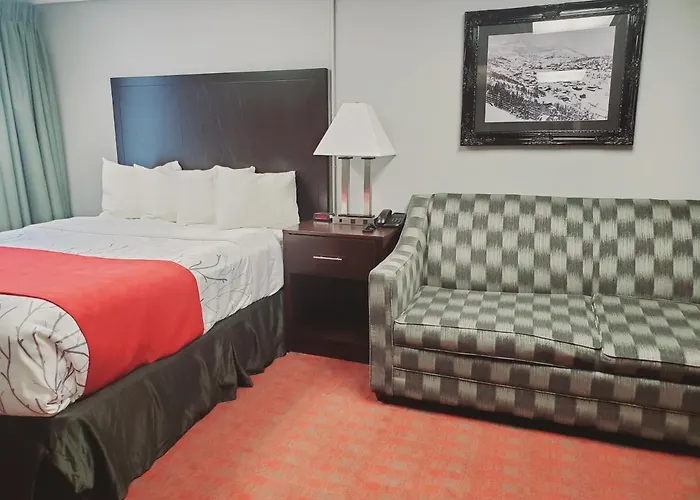 Blackstone Lodge And Suites