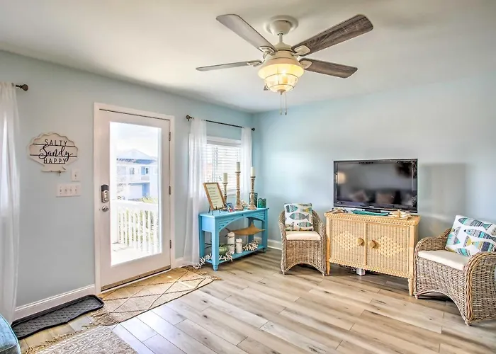 Coastal Oasis W/ Decks: Walk To Holden Beach!