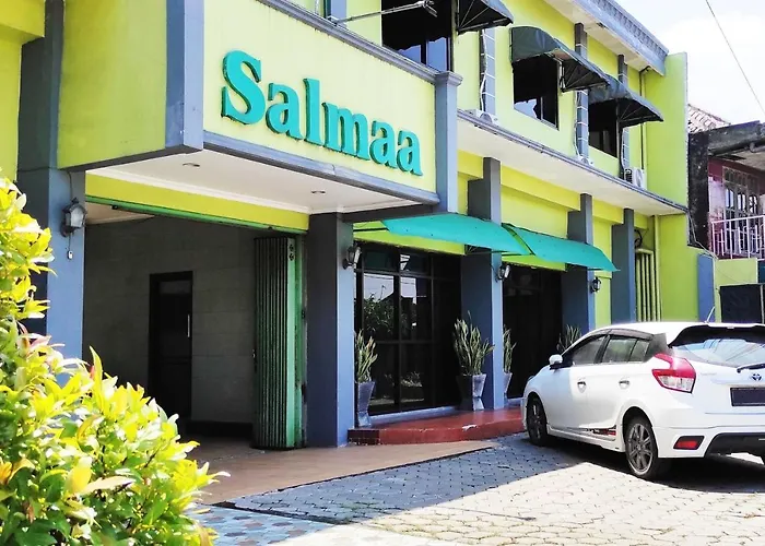 Hotel Salma Syariah Mitra Reddoorz Near Terminal Baru Kediri