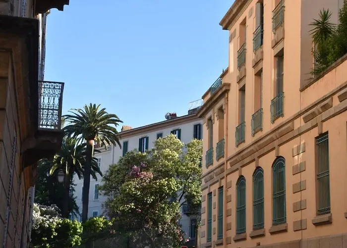 Superbe Appartement En Plein Coeur D'Ajaccio
