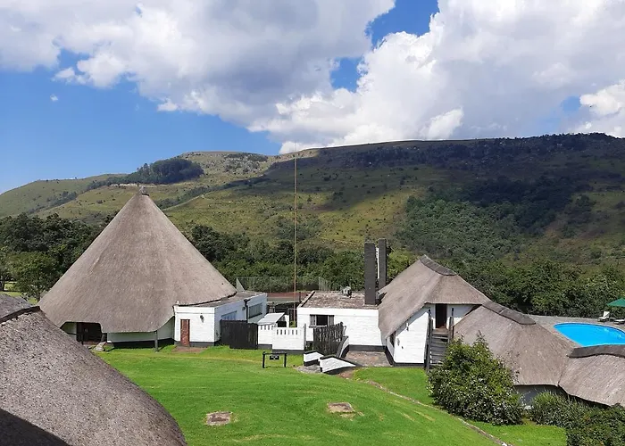 Mount Sheba Rainforest Hotel, Restaurants & Hiking