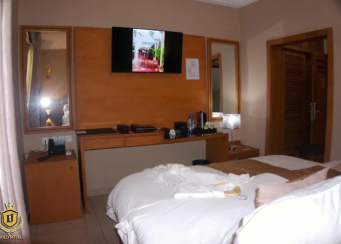 Gold Hotel