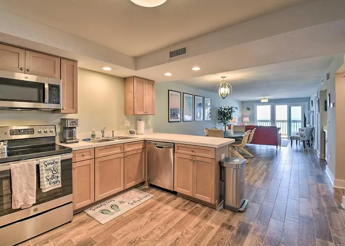 Beachfront Nags Head Condo W/ Private Balcony!
