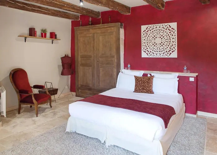 Maison Lapopie Chambres Et Gite