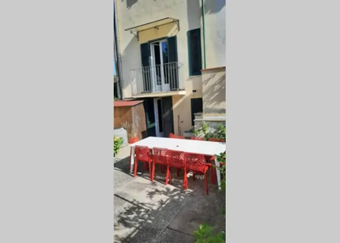 Prestigioso terratetto a 100 mt dal mare