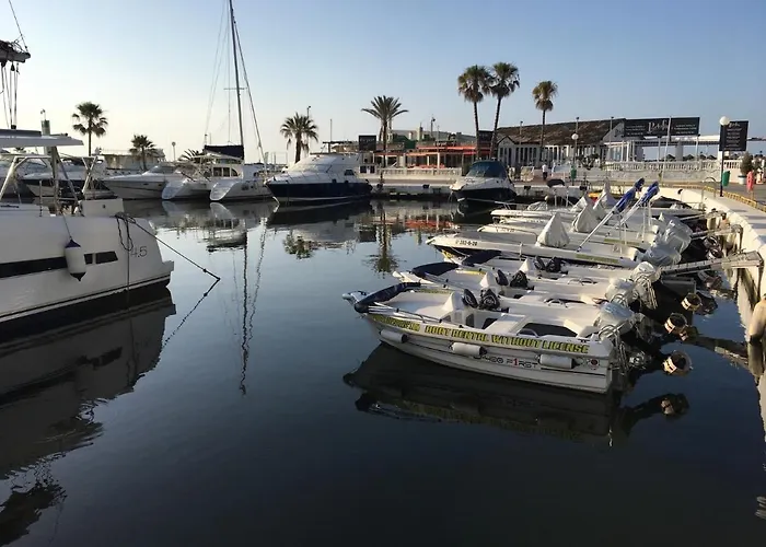 Marbella Deluxe Rooms In Royal Cabopino Townhouse