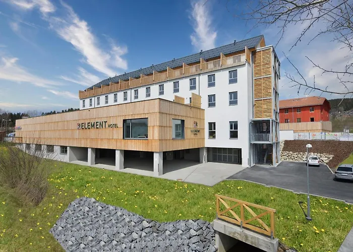 Hotel Element