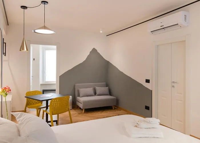 Ognissanti Guesthouse & Suites