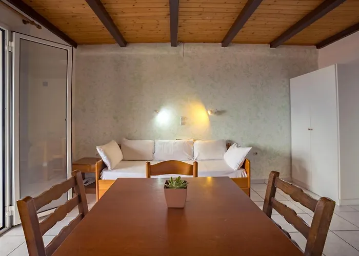 All In Krinas Apart-Hotel