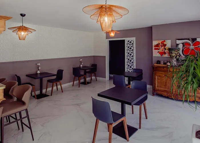 Villa Des Chenes-Adult Only