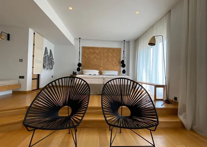Sunday Boutique Hotel