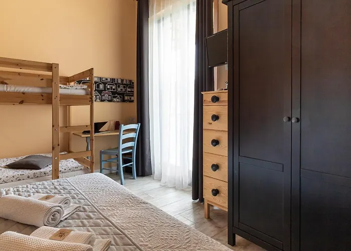 Bed And Breakfast Bric & Brac