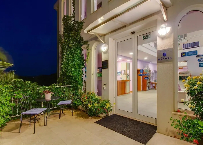 Hotel Manora