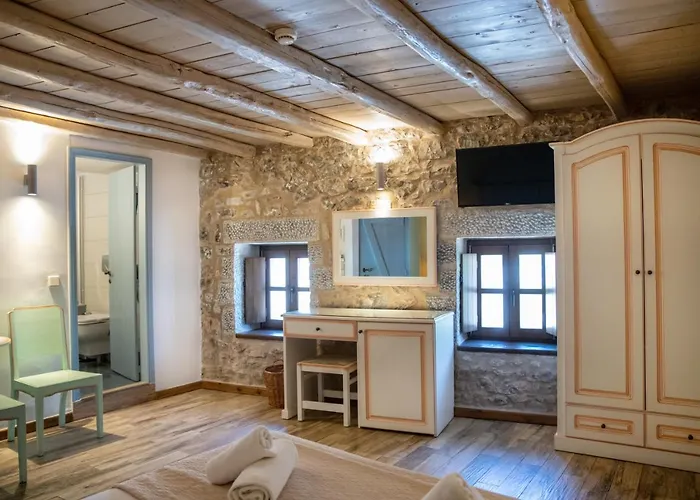 Trapela Areopolis, Boutique Hotel