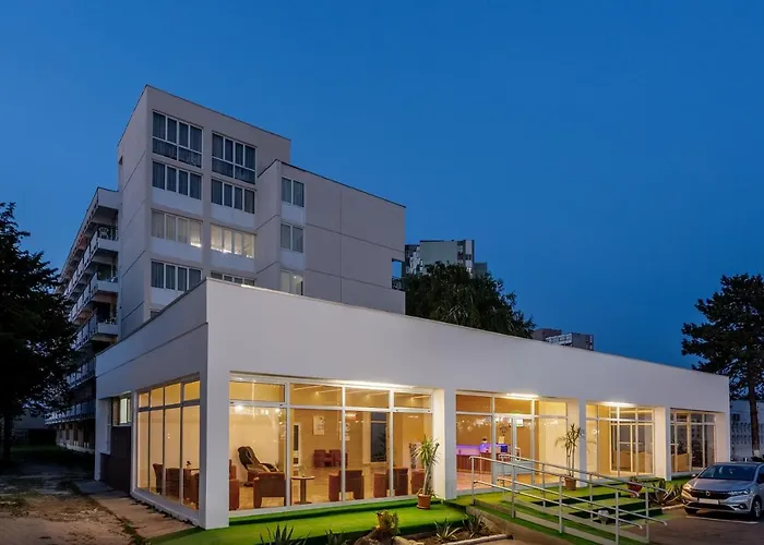 Hotel Siret Saturn