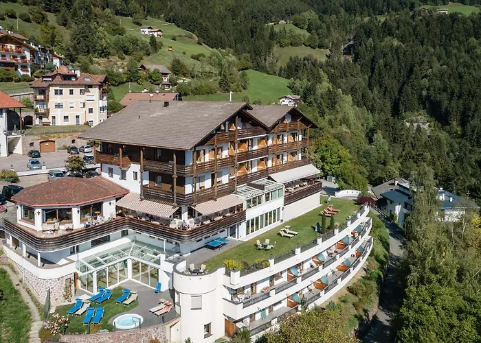 Hotel Ueberbacher