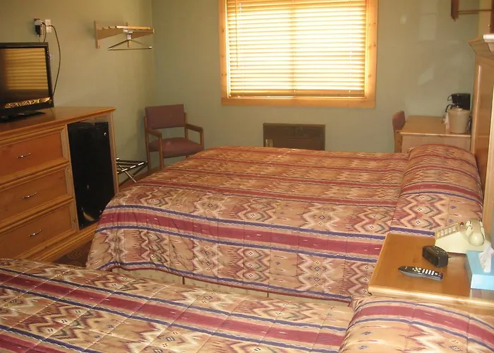 New Summit Inn