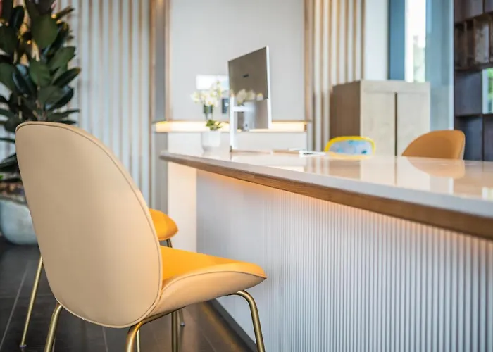 Hotel LIVVO Lumm
