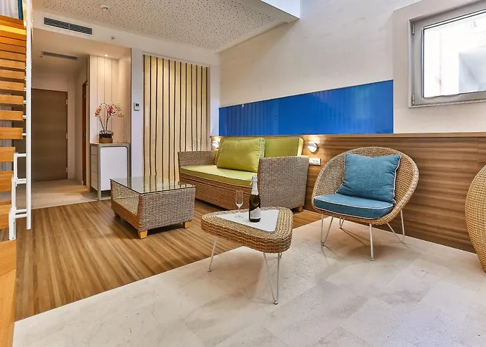 Carine Hotel Park