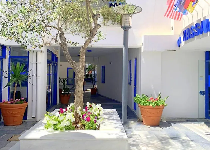 Kassavetis Center - Hotel Studios&Apartments