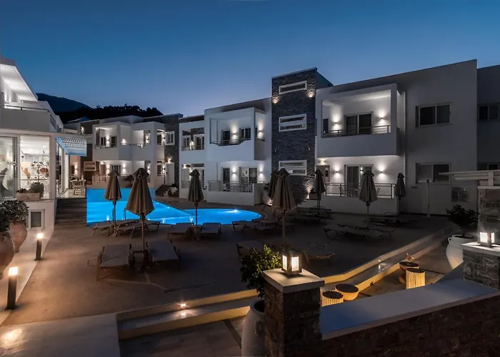 Cyano Hotel