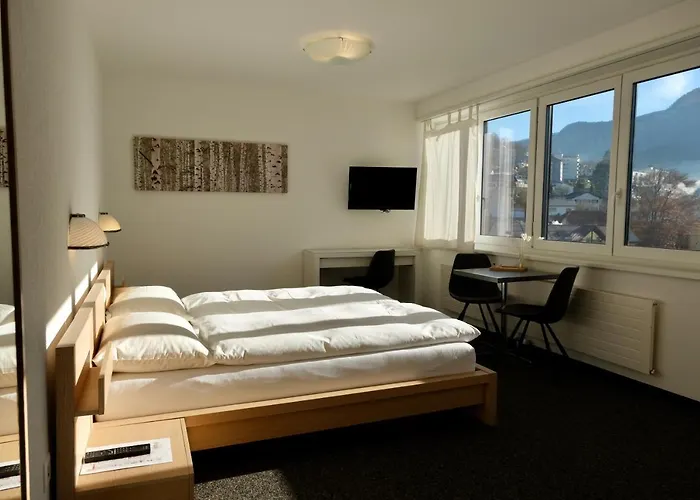 Hotel Oasis
