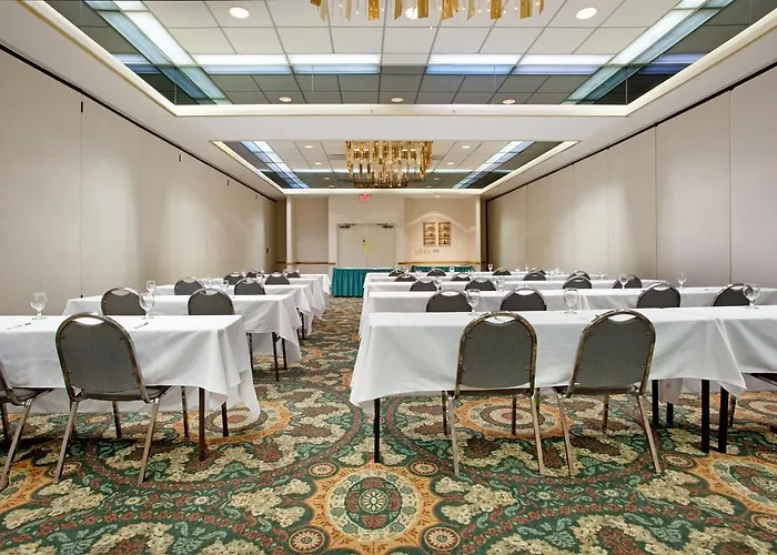 Hotel Salisbury & Conference Center