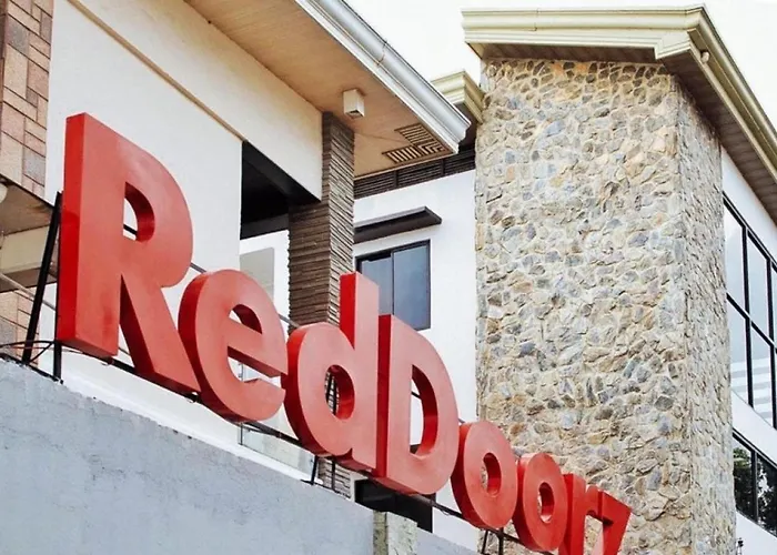 Reddoorz @ Poblacion Sur Sigma
