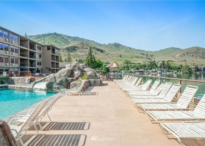 Grandview Lake Chelan- Waterfront View, Pool, Hot Tub, Golf, 1 Min To Downtown