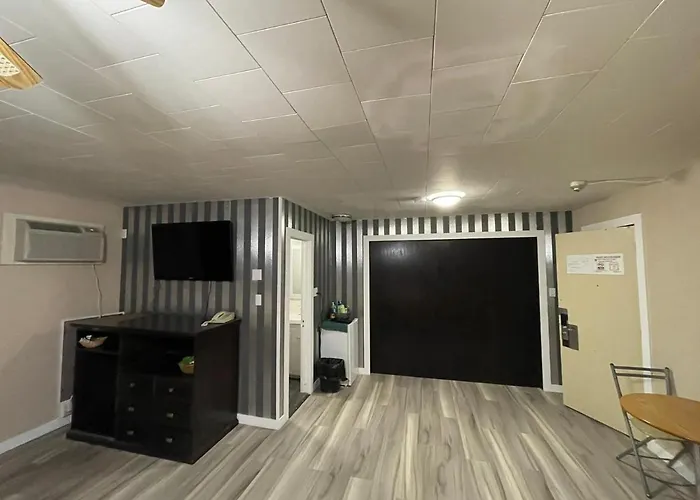 Valley Motor Lodge