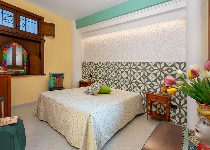 Hotel Sicilya