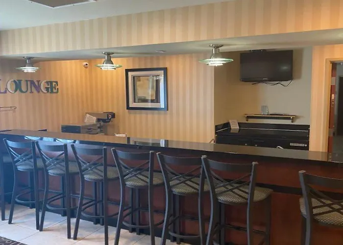 Americinn By Wyndham Oshkosh