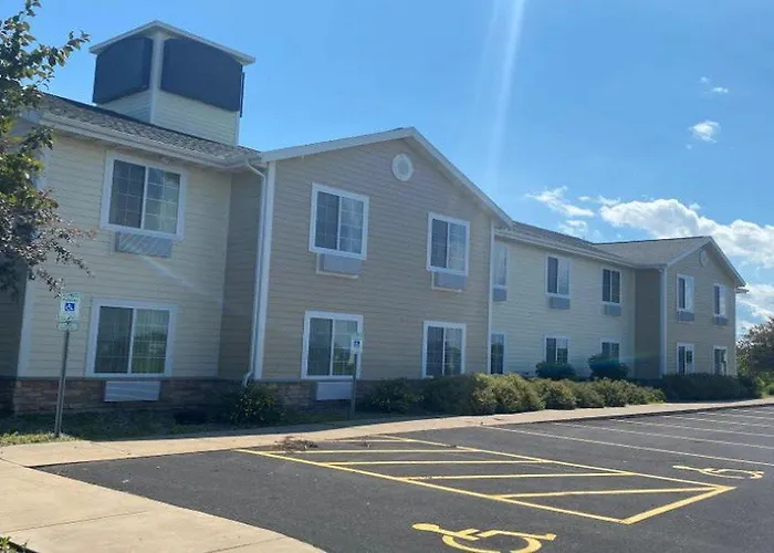 Americinn By Wyndham Oshkosh
