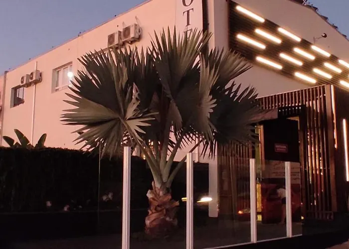 Vespasiano Hotel Telemaco Borba