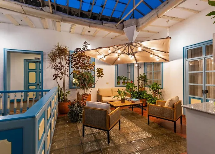 Del Parque Hotel & Suites